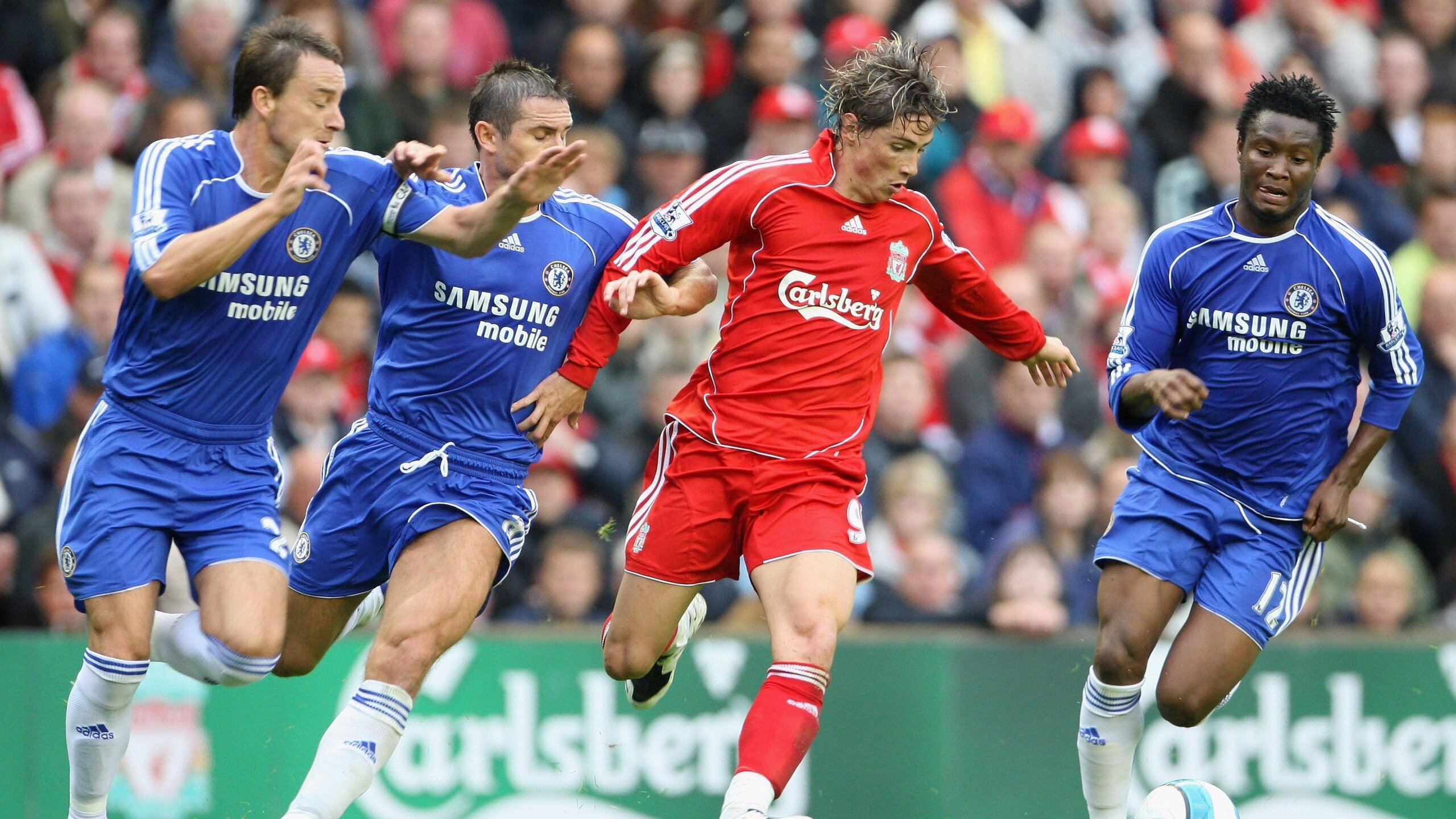 皇家马德里镇守主场，闯关拜仁慕尼黑，皇家马德里的球场