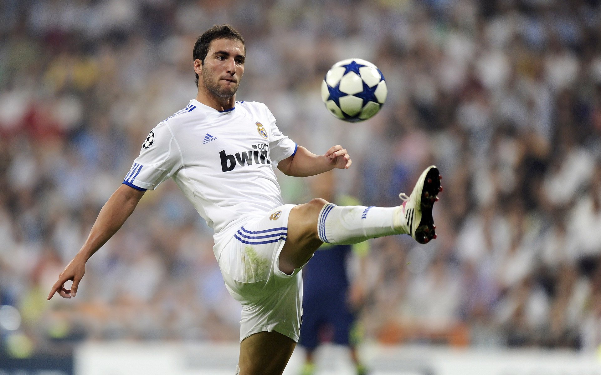 法甲推出“球迷日”，提升现场观赛氛围，法甲看球